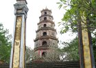 IMG 0740  Det 21m høje tårn Phuoc Duyen ved Thien Mu pagoden - Hue